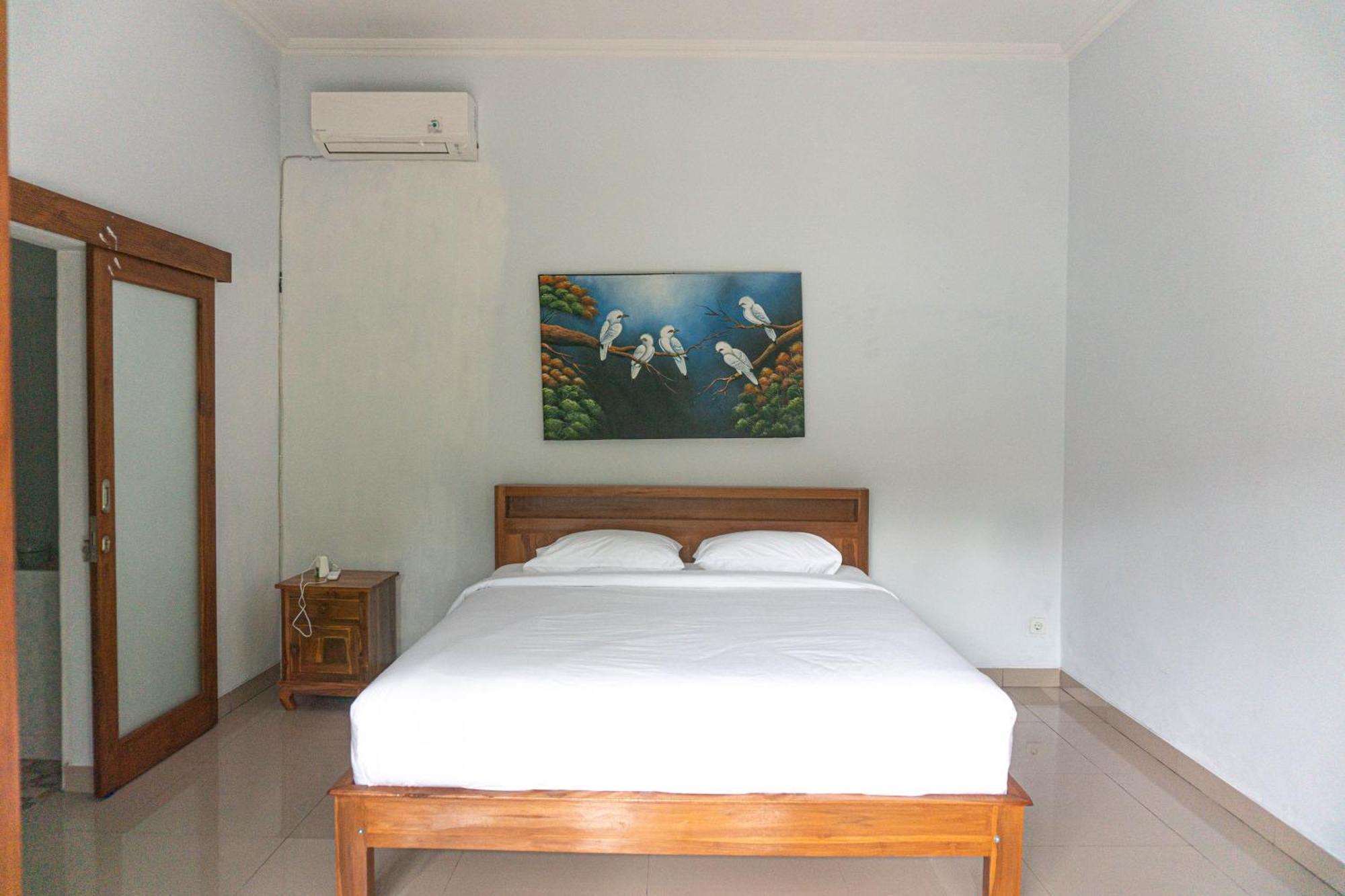 Srinadi Guest House Lovina 外观 照片